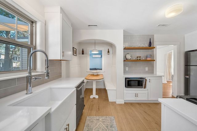 30 Pine Plain Rd, Wellesley, MA 02481