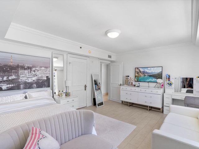 18911 Collins Avenue 601, Sunny Isles Beach, FL 33160
