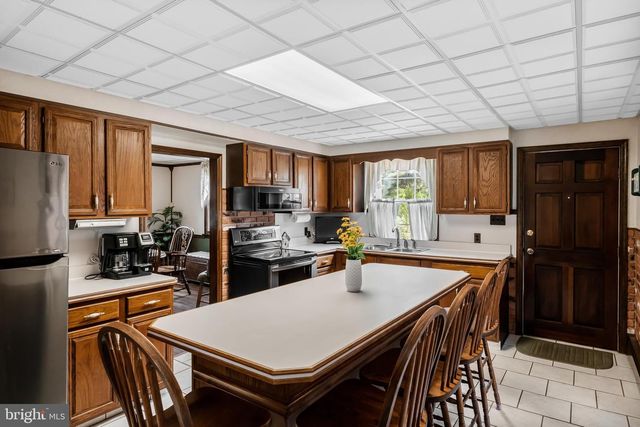 711 S EGG HARBOR RD, Hammonton, NJ 08037