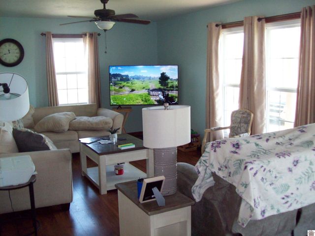 243 St Rt 97, Mayfield, KY 42066