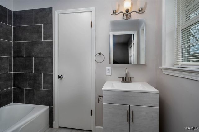 4232 Cardinal, Northport, AL 35473