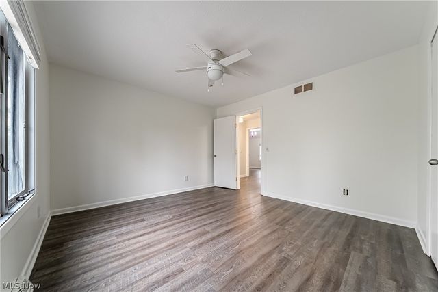 368 Leverett Lane, Highland Heights, OH 44143