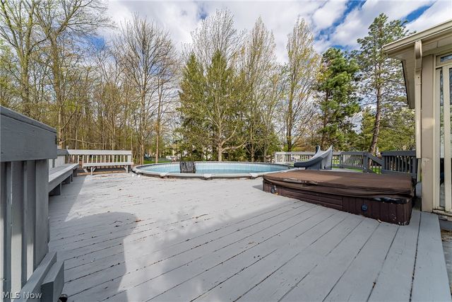 368 Leverett Lane, Highland Heights, OH 44143