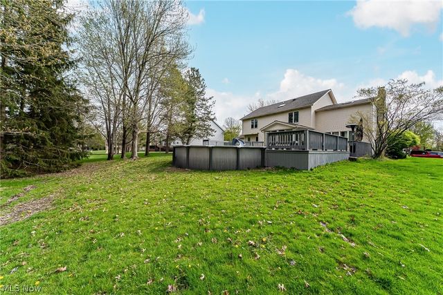 368 Leverett Lane, Highland Heights, OH 44143