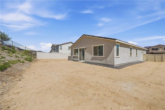 15361 Darnell, Lake Elsinore, CA 92530