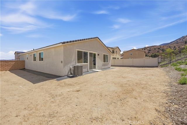 15361 Darnell, Lake Elsinore, CA 92530