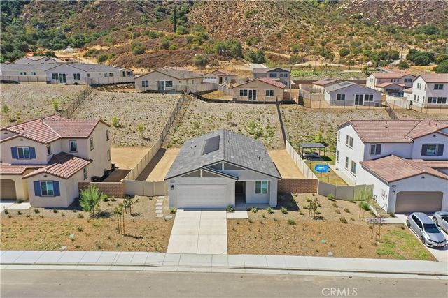 15361 Darnell, Lake Elsinore, CA 92530