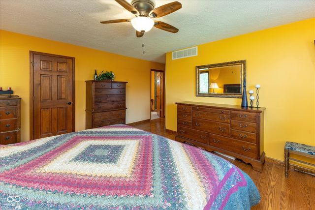 1195 N County Road 600 E, Avon, IN 46123