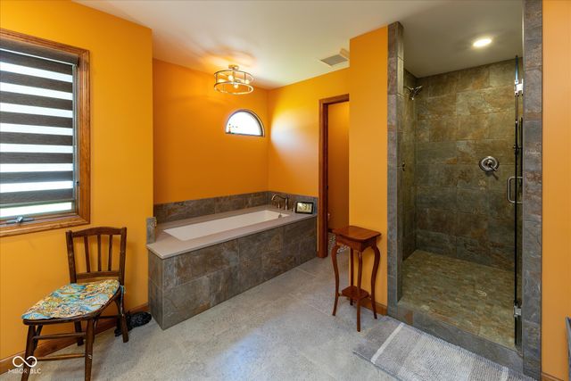 1195 N County Road 600 E, Avon, IN 46123