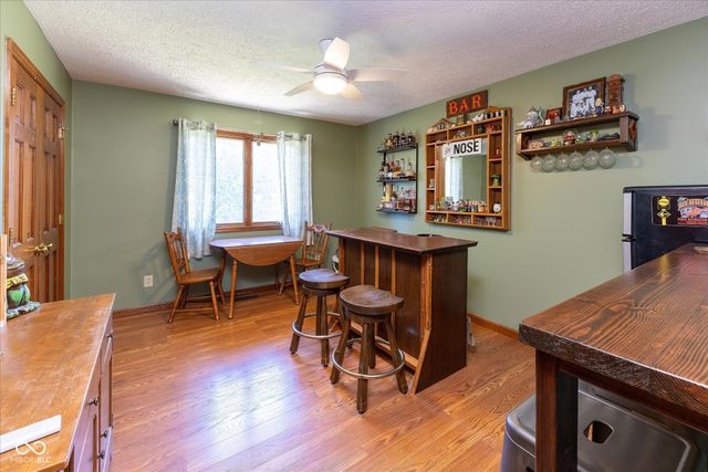 1195 N County Road 600 E, Avon, IN 46123
