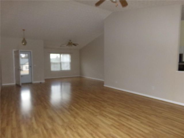 8455 RIVER BLUFF PL, Ball Ground, GA 30107