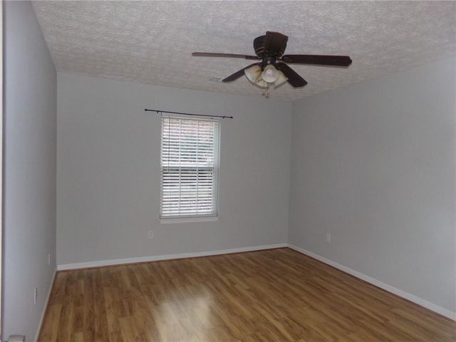 8455 RIVER BLUFF PL, Ball Ground, GA 30107