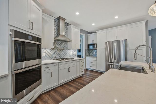 722 GREAT HERON DR, Edgewater, MD 21037