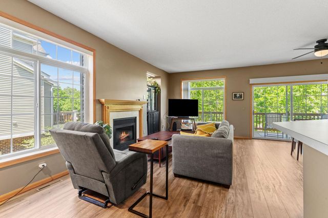 208 Christenson Way NE, Fridley, MN 55432