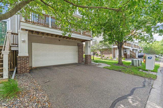 208 Christenson Way NE, Fridley, MN 55432