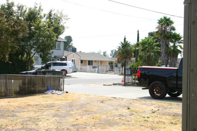 1913 C St, Rio Linda, CA 95673