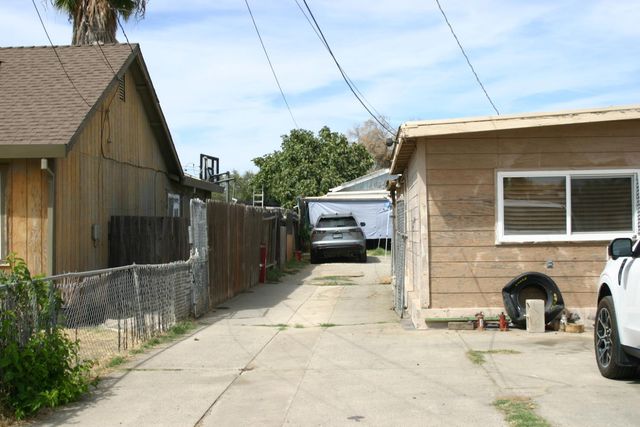 1913 C St, Rio Linda, CA 95673