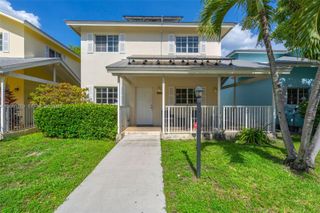 1975 NW 3rd Ct 39, Miami, FL 33136