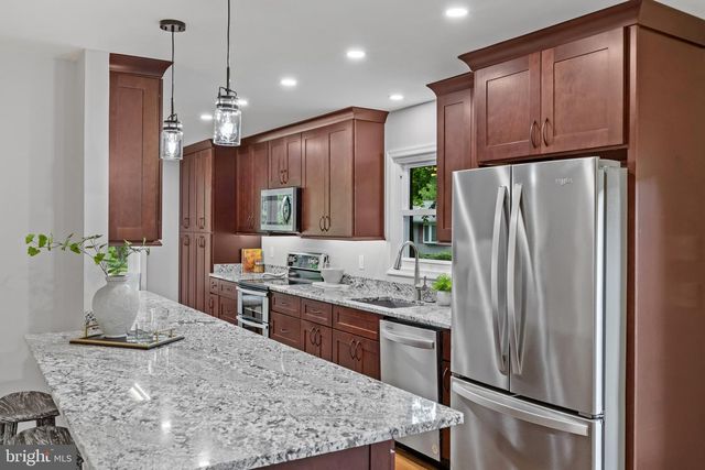 617 WAYWARD DR, Annapolis, MD 21401