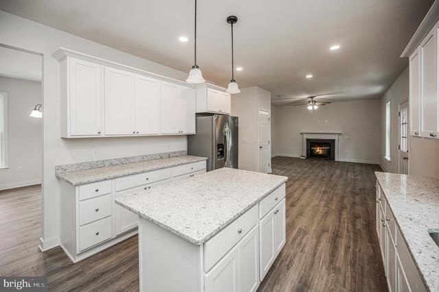 6078 HAMLIN CIR, King George, VA 22485