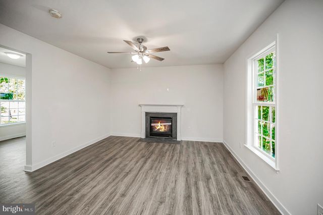 6078 HAMLIN CIR, King George, VA 22485