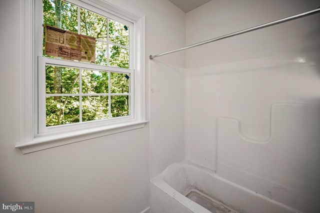 6078 HAMLIN CIR, King George, VA 22485