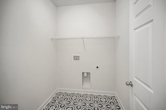6078 HAMLIN CIR, King George, VA 22485