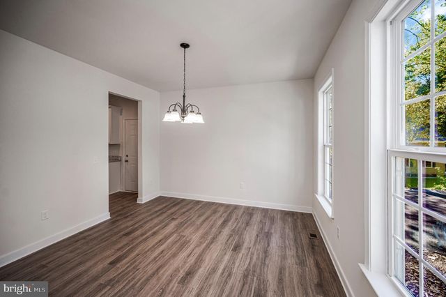 6078 HAMLIN CIR, King George, VA 22485