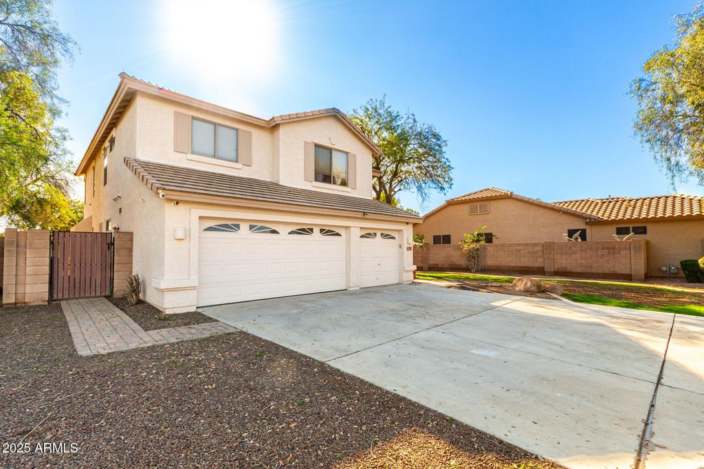 135 N 119TH Drive, Avondale, AZ 85323