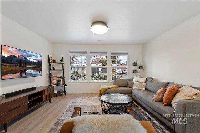 2624 S Virginia Ave, Boise, ID 83705