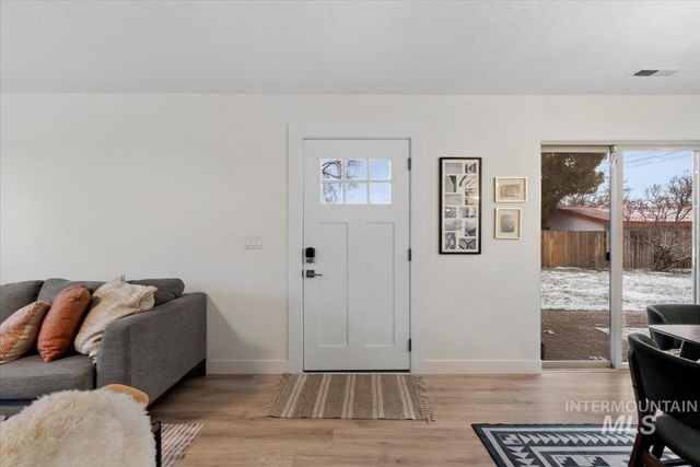 2624 S Virginia Ave, Boise, ID 83705