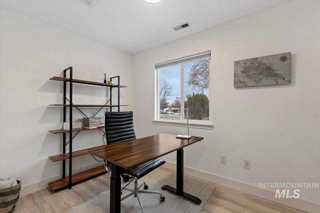 2624 S Virginia Ave, Boise, ID 83705