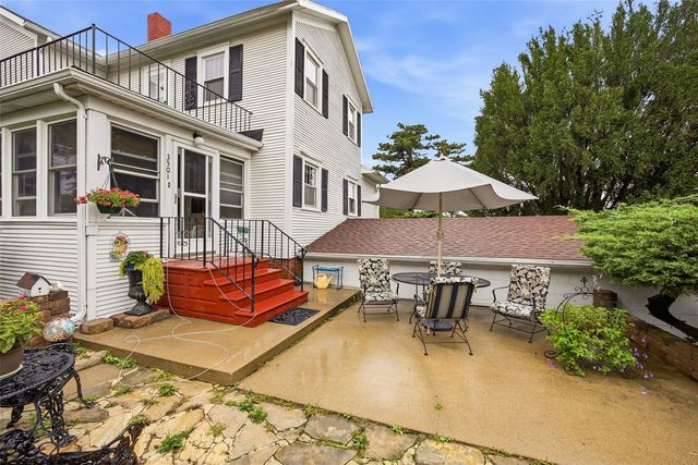 3501 F Avenue NW, Cedar Rapids, IA 52405