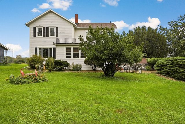 3501 F Avenue NW, Cedar Rapids, IA 52405