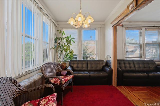 739 E 224th Street, Bronx, NY 10466