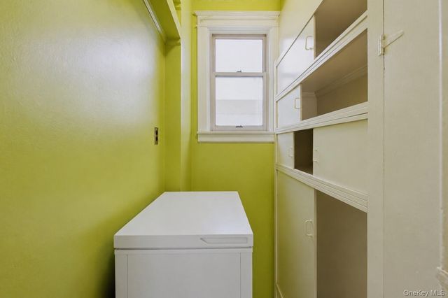 739 E 224th Street, Bronx, NY 10466