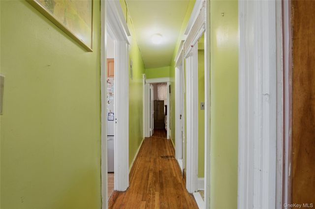 739 E 224th Street, Bronx, NY 10466