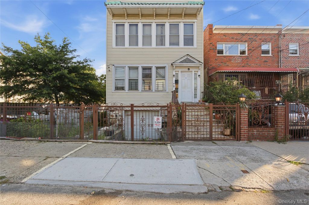 739 E 224th Street, Bronx, NY 10466