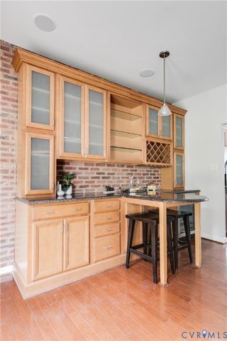 8004 Creekside Village Dr, Mechanicsville, VA 23111