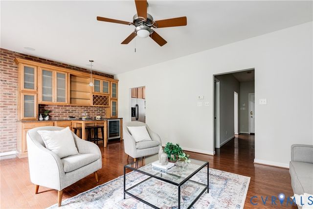 8004 Creekside Village Dr, Mechanicsville, VA 23111