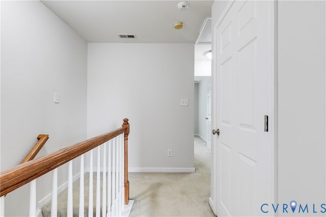 8004 Creekside Village Dr, Mechanicsville, VA 23111