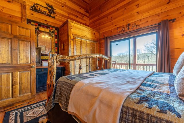 65 Running Waters Trail, Murphy, NC 28906