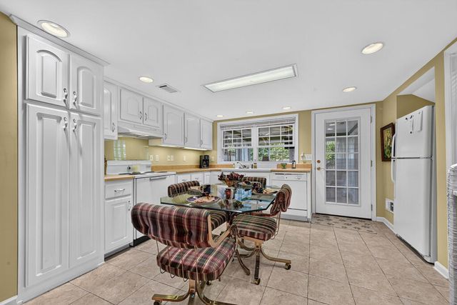 141 Central Avenue, Copperhill, TN 37317