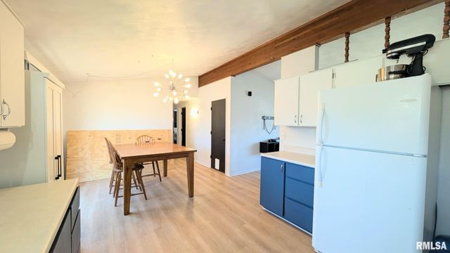 1332 CRESTVIEW Avenue, East Peoria, IL 61611