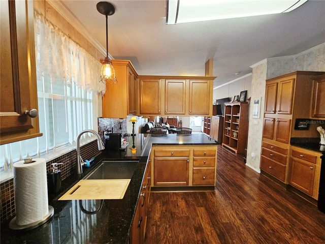 2352 PEAVINE CIRCLE 1016, Lakeland, FL 33810