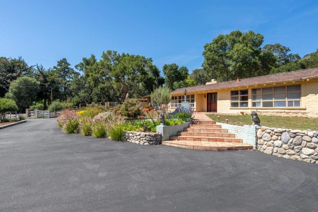 Image 27 of property listing at 72 Los Laureles Grade, Carmel Valley, CA 93924