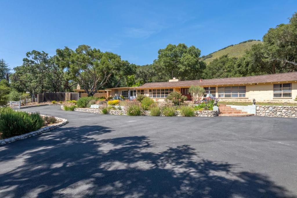 Image 29 of property listing at 72 Los Laureles Grade, Carmel Valley, CA 93924