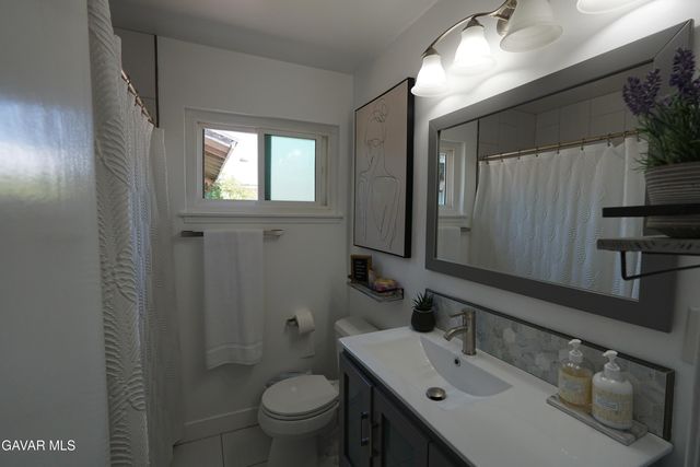 9327 Stanwin Avenue, Arleta, CA 91331