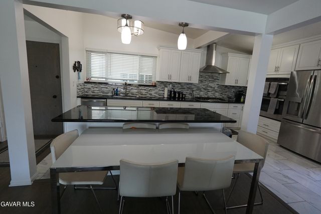 9327 Stanwin Avenue, Arleta, CA 91331