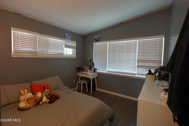 9327 Stanwin Avenue, Arleta, CA 91331